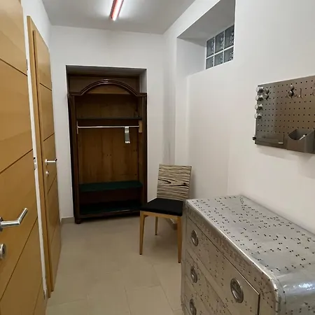 Charmante Im Weinort アパート Krustetten